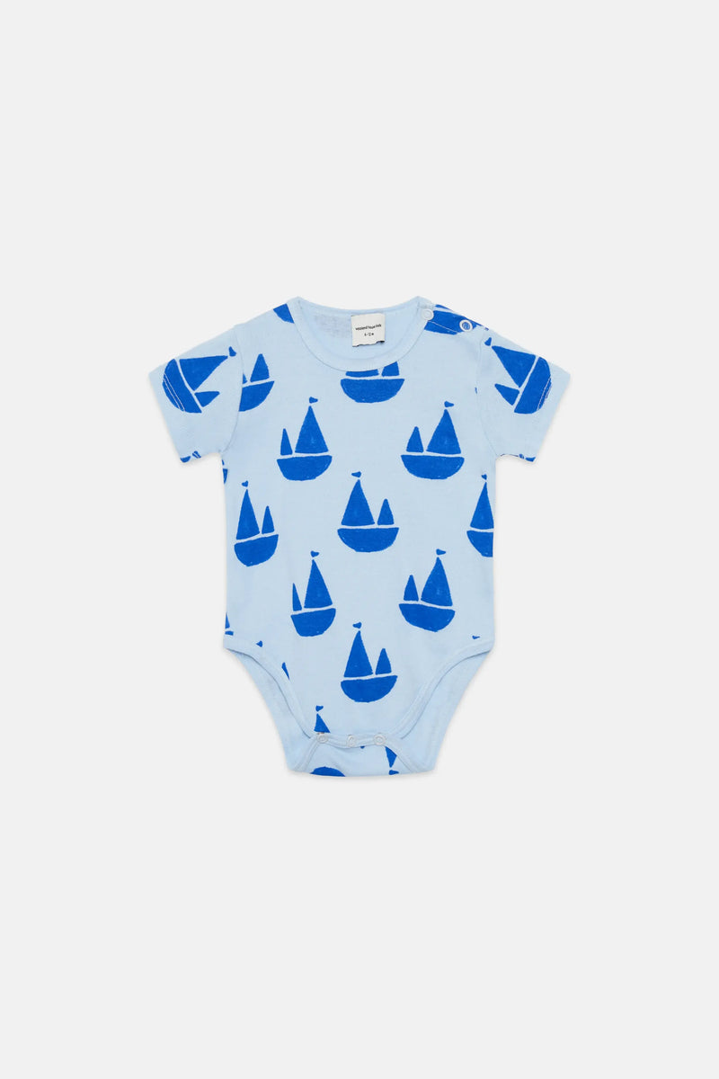 Boat shapes all over body