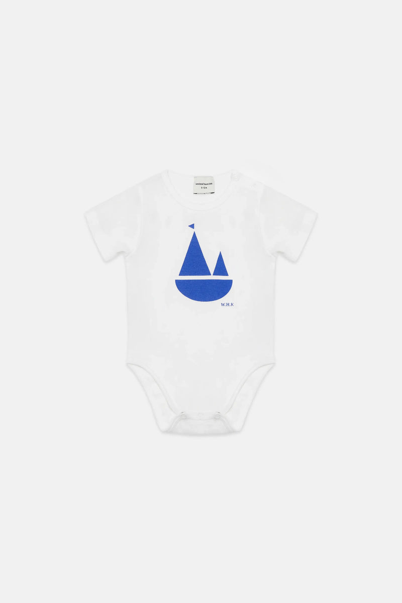 Boat shape body