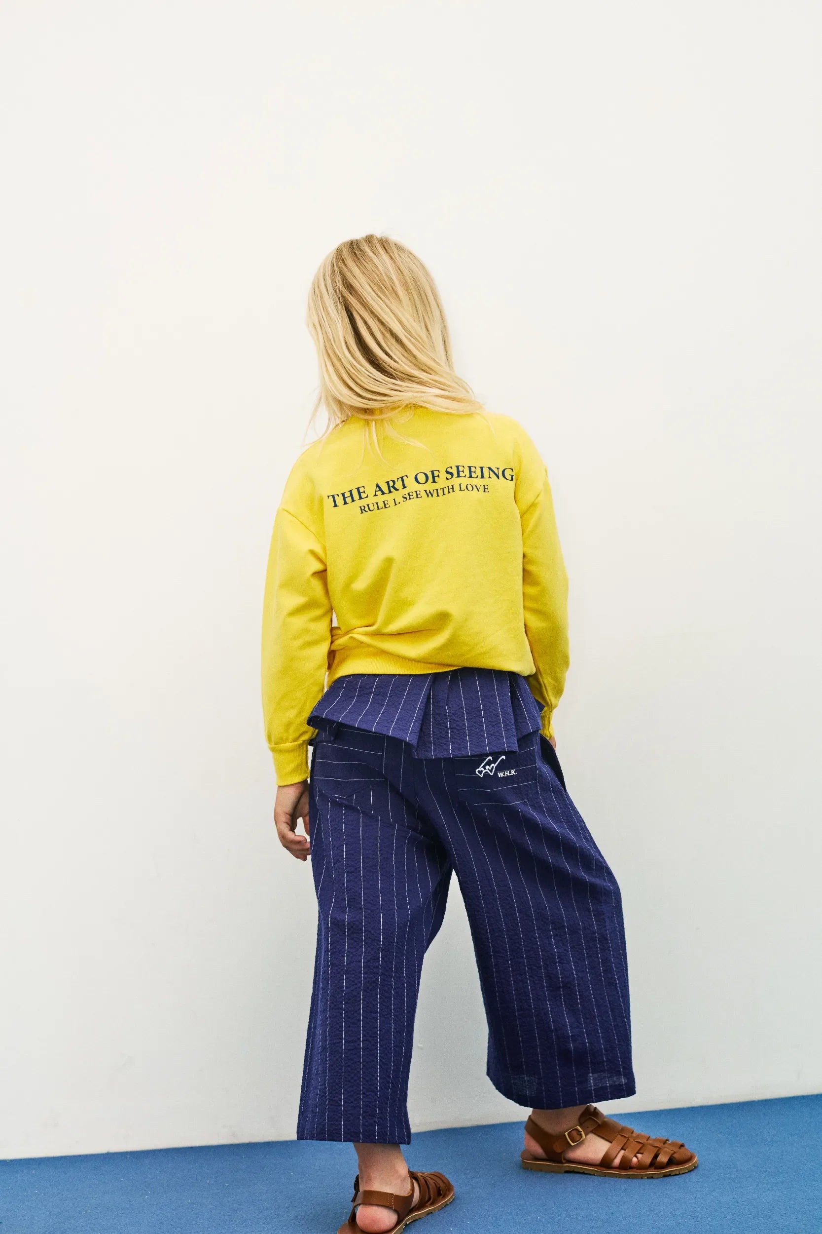 Heart glasses sweatshirt (Lemon)