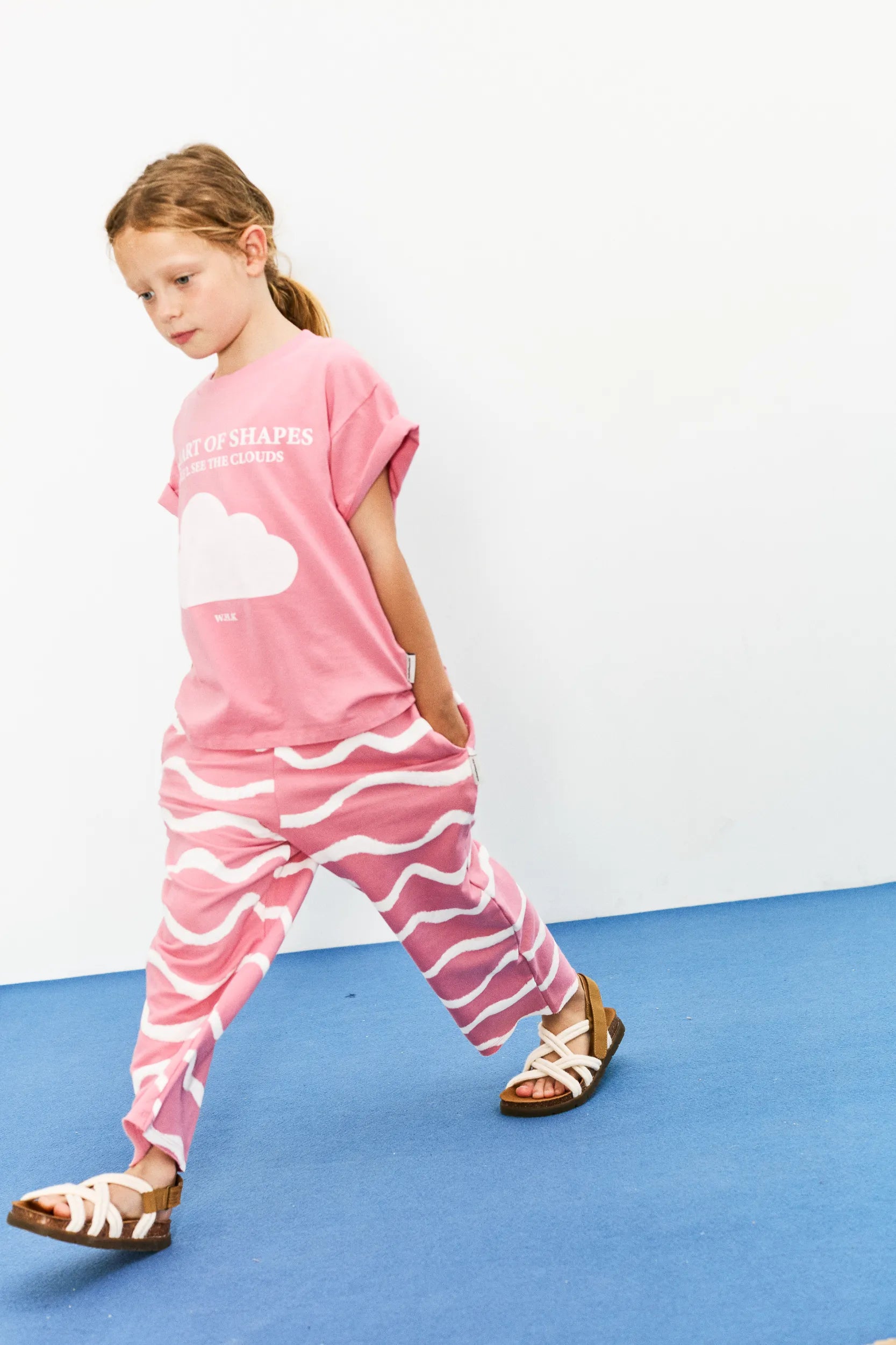 Cloud shape t-shirt (Pink)