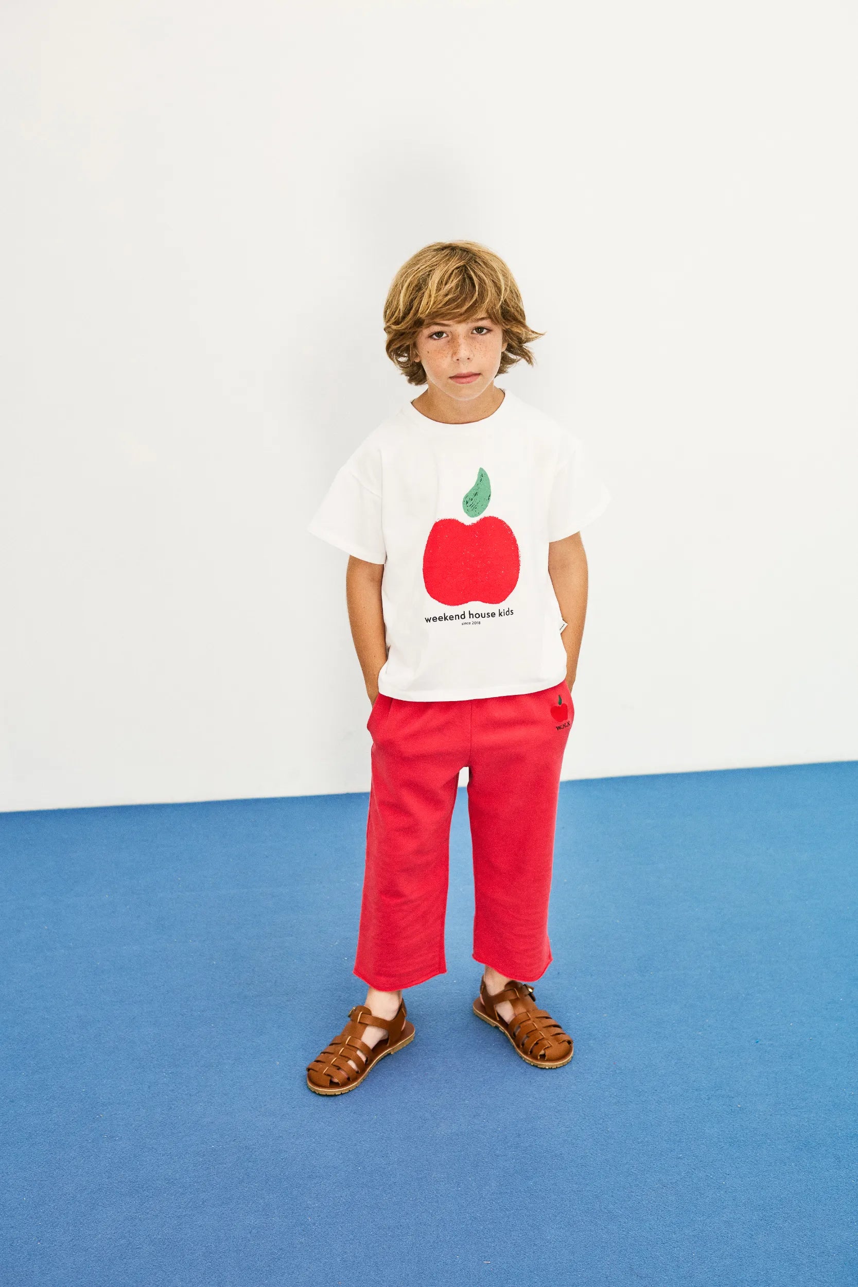 Apple straight sweatpants