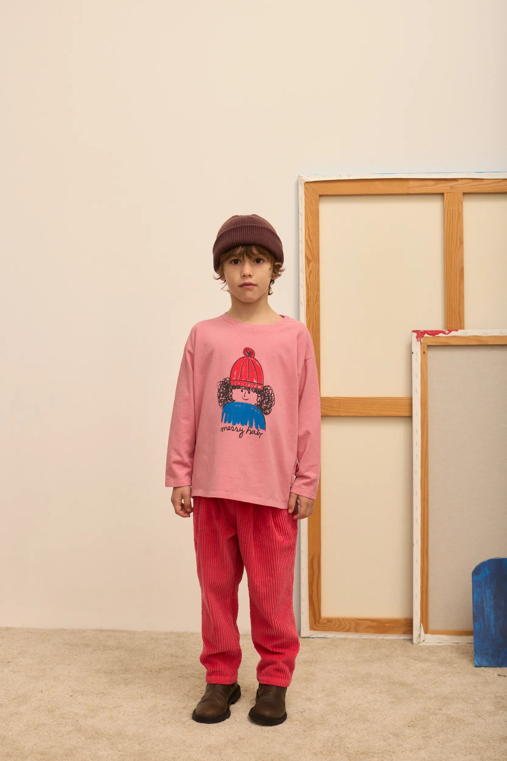 Messy hair l/s t-shirt